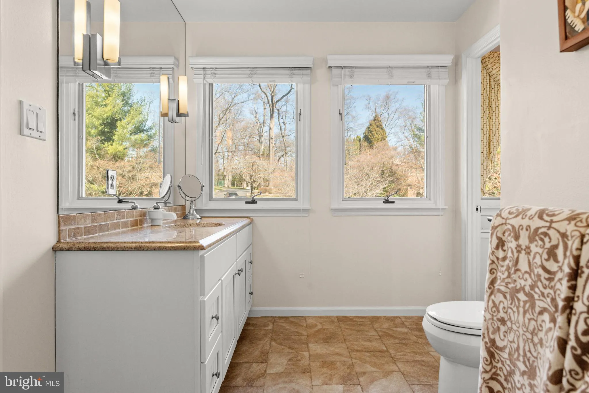 Haverford, Pennsylvania 19041, United States, 5 Bedrooms Bedrooms, ,5 BathroomsBathrooms,Residential,Active,94390