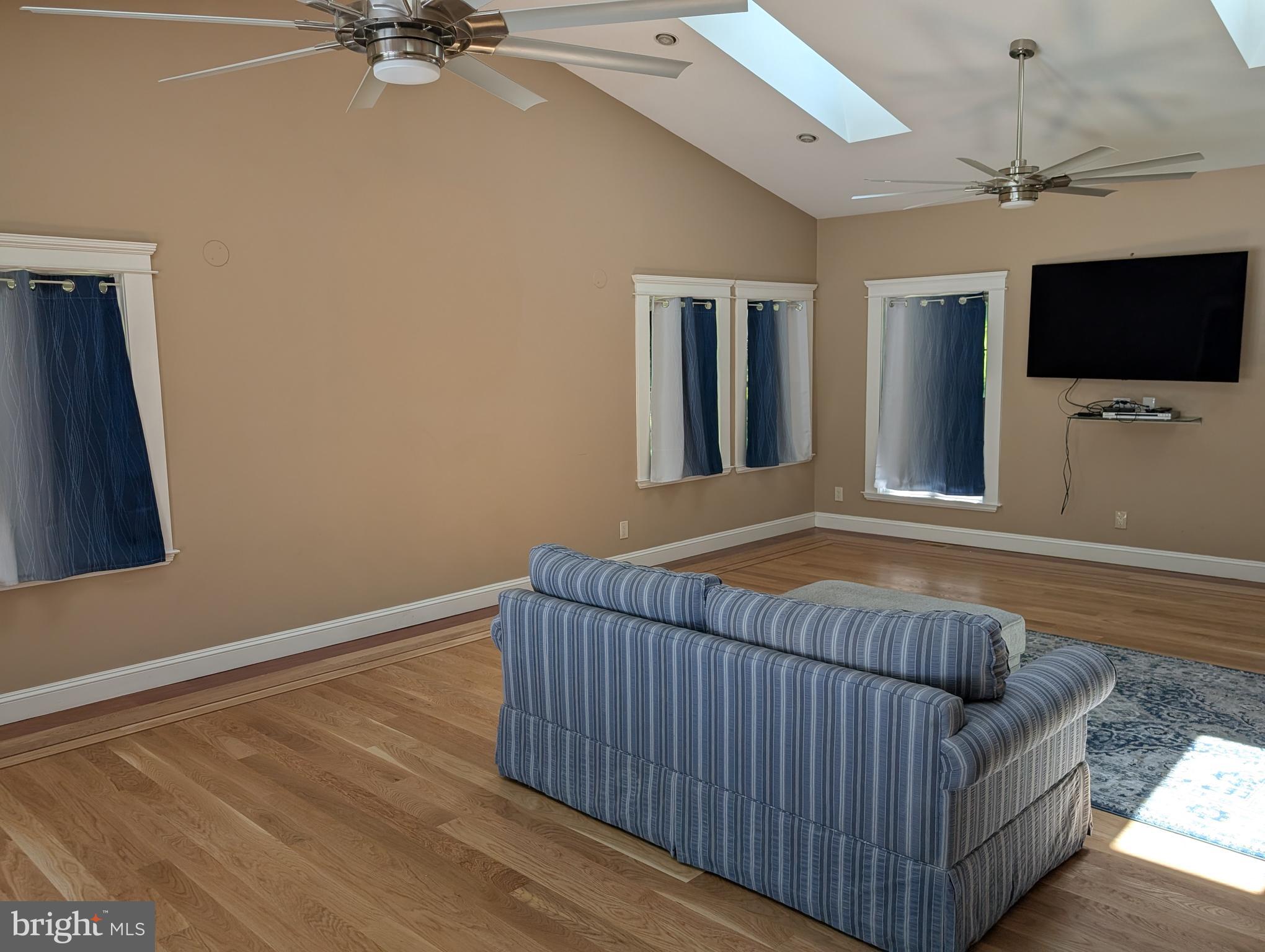 OLNEY OUTSIDE - Residential