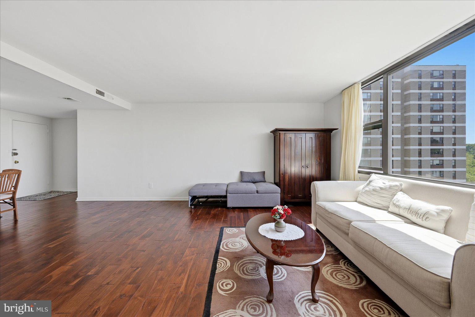 4600 DUKE STREET 928