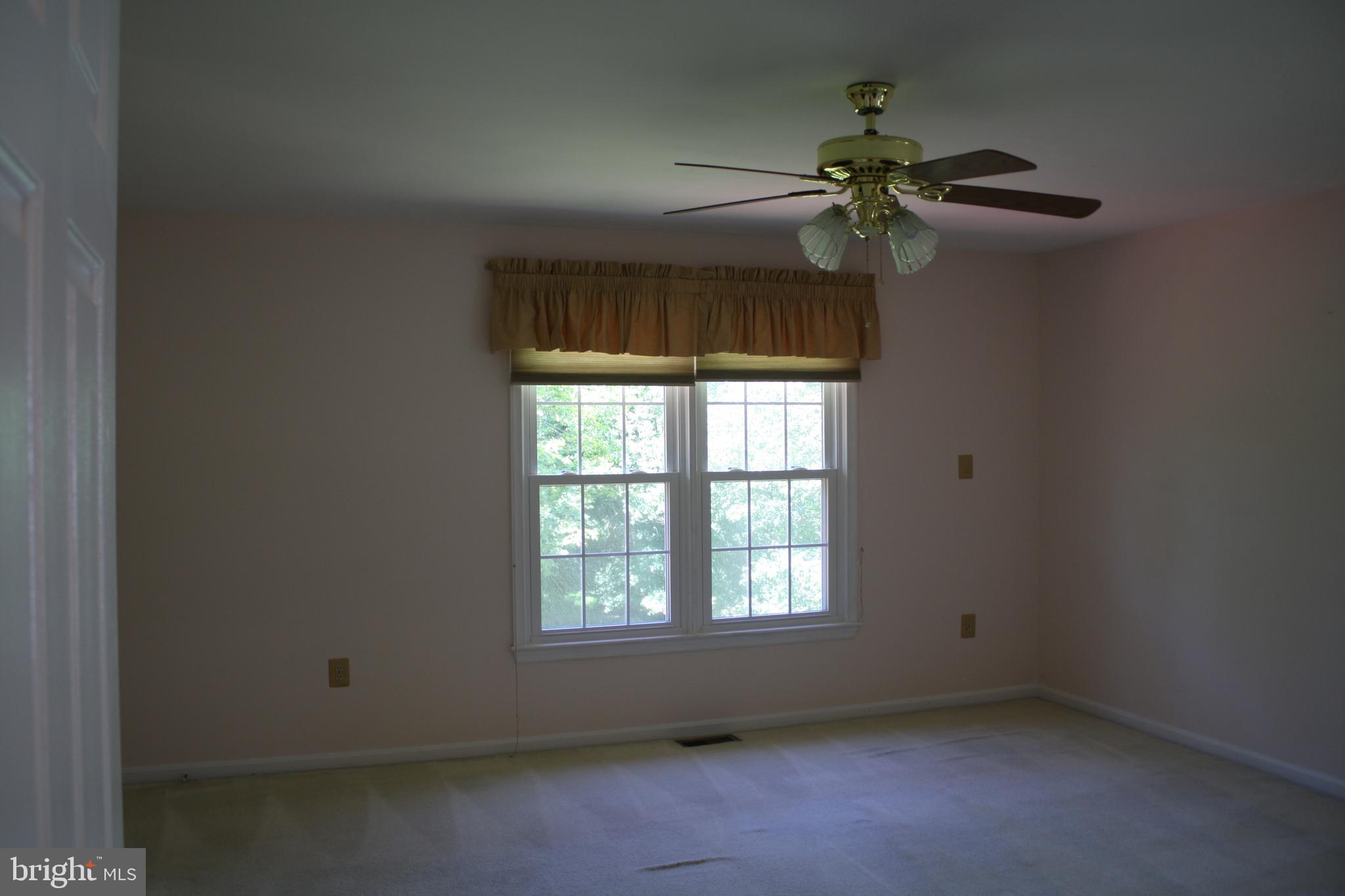 COUNTRYSIDE PROFESSIONAL - Residential Lease