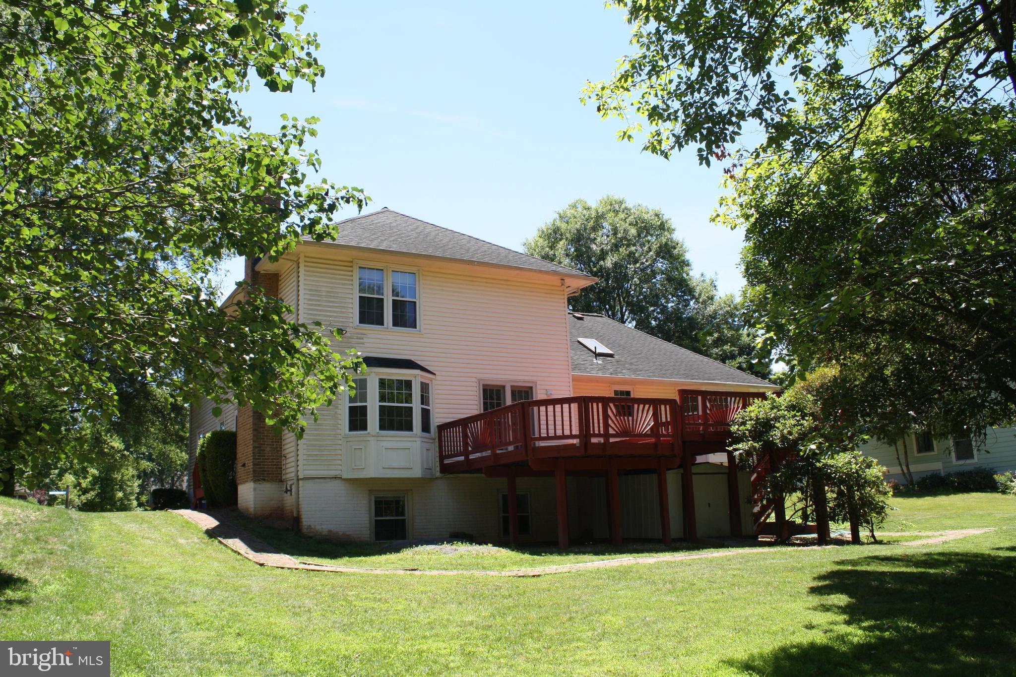 COUNTRYSIDE PROFESSIONAL - Residential Lease