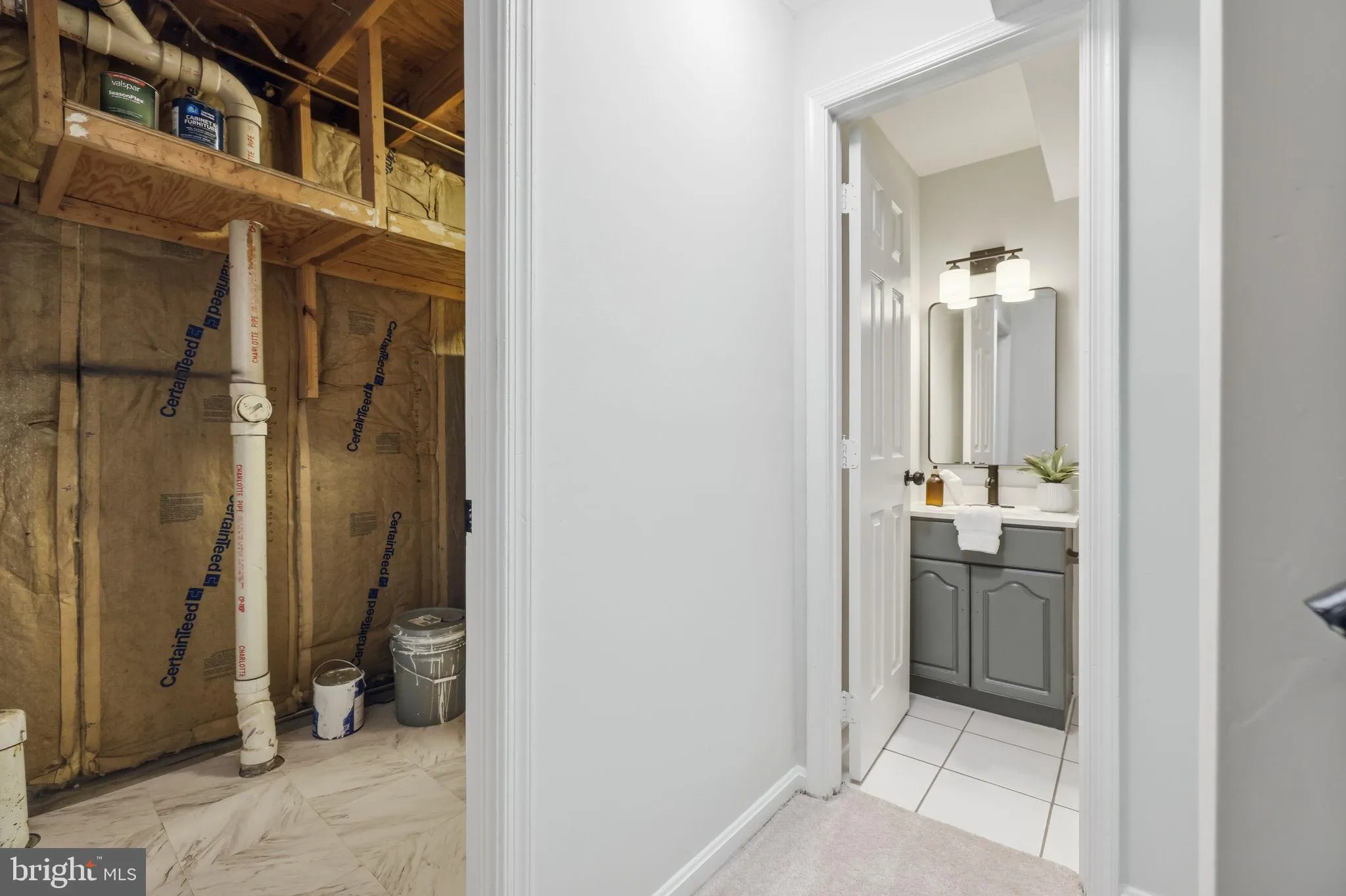 Lorton, Virginia 22079, United States, 2 Bedrooms Bedrooms, ,3 BathroomsBathrooms,Residential,Pending,230916