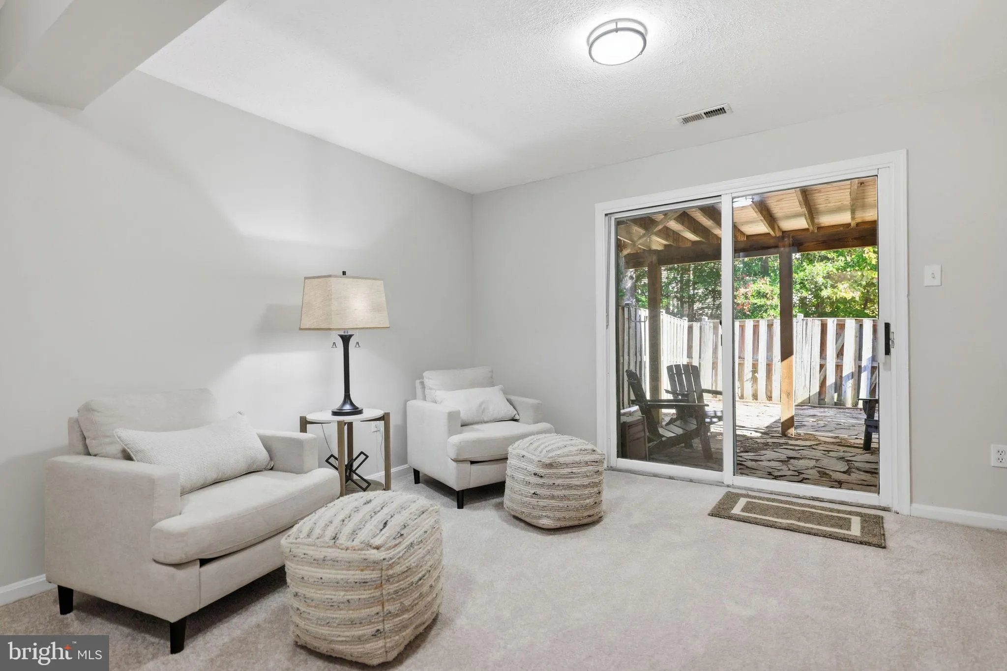 Lorton, Virginia 22079, United States, 2 Bedrooms Bedrooms, ,3 BathroomsBathrooms,Residential,Pending,230916