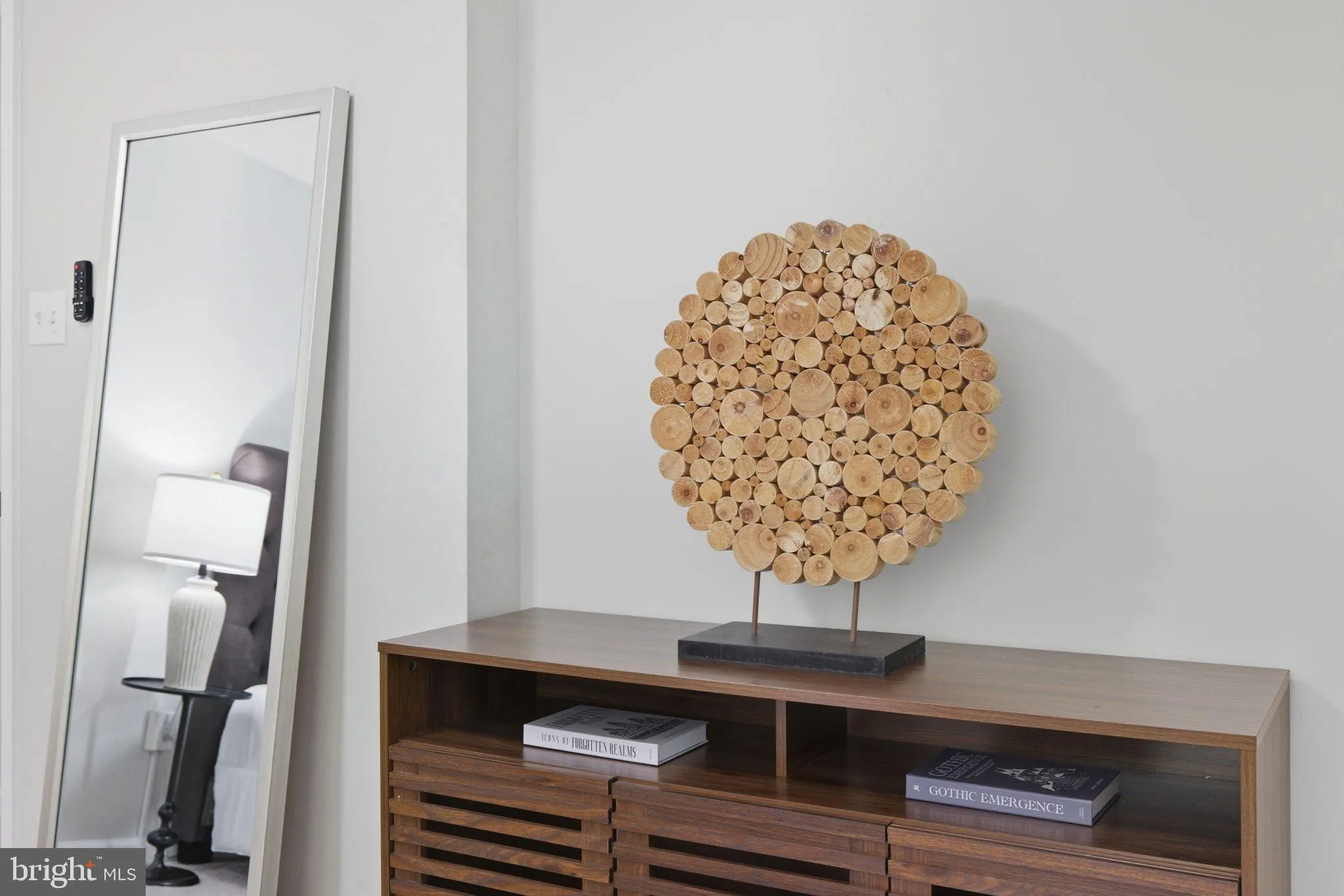 Lorton, Virginia 22079, United States, 2 Bedrooms Bedrooms, ,3 BathroomsBathrooms,Residential,Pending,230916