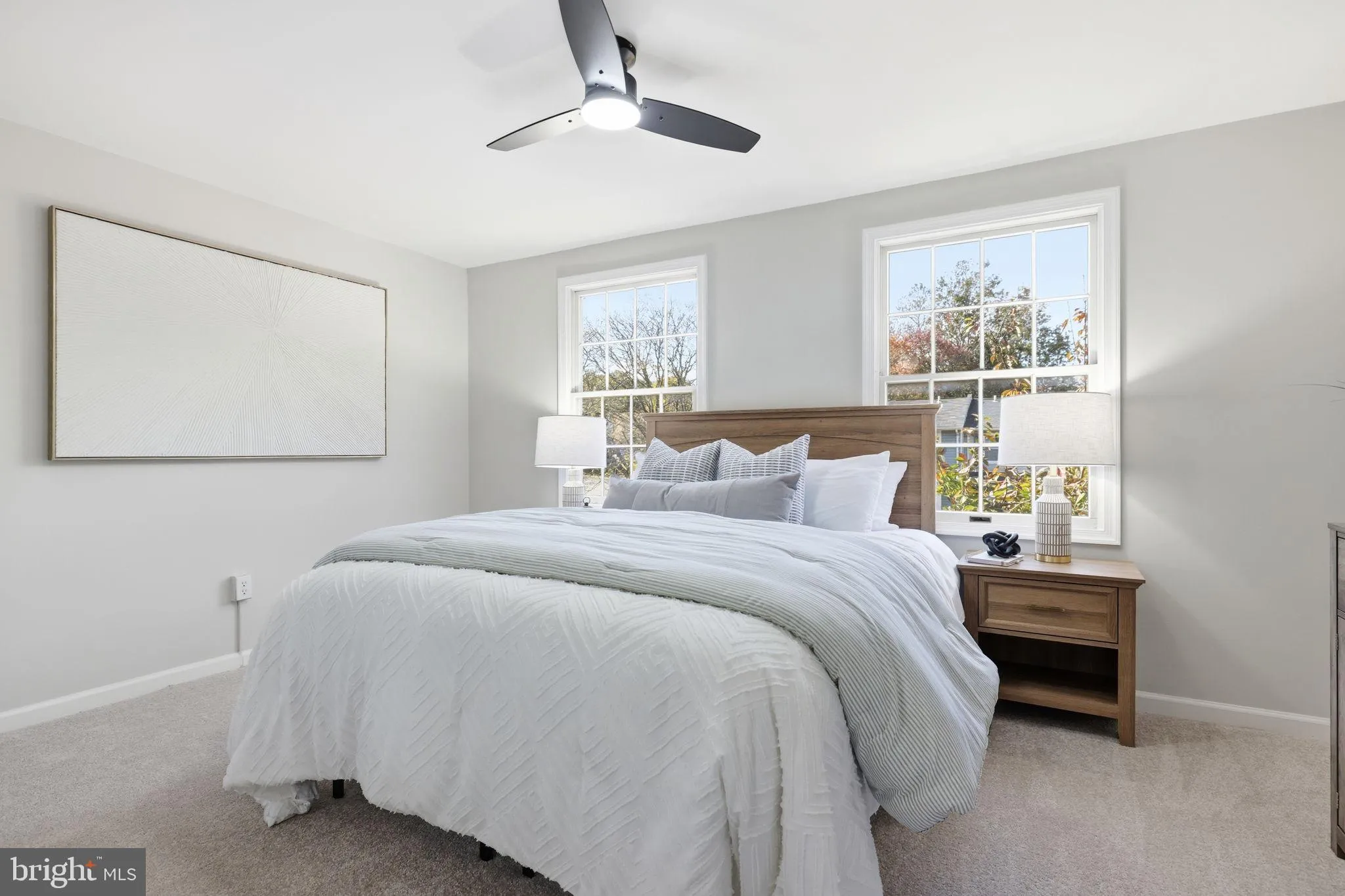 Lorton, Virginia 22079, United States, 2 Bedrooms Bedrooms, ,3 BathroomsBathrooms,Residential,Pending,230916