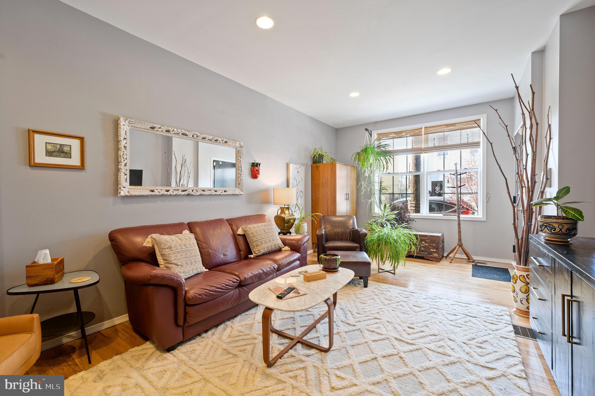 OLDE KENSINGTON - Residential Income
