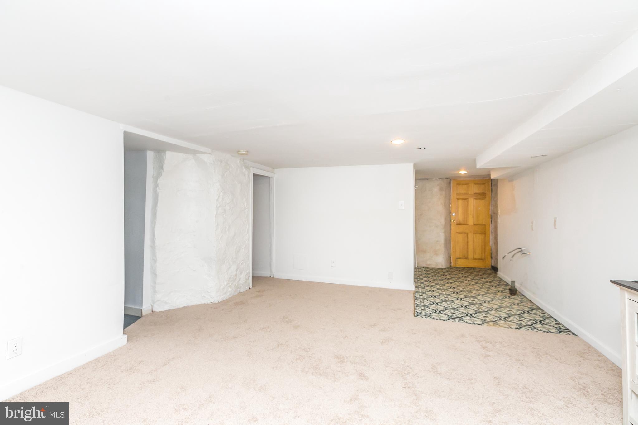 LAURAVILLE HISTORIC DISTRICT - Residential