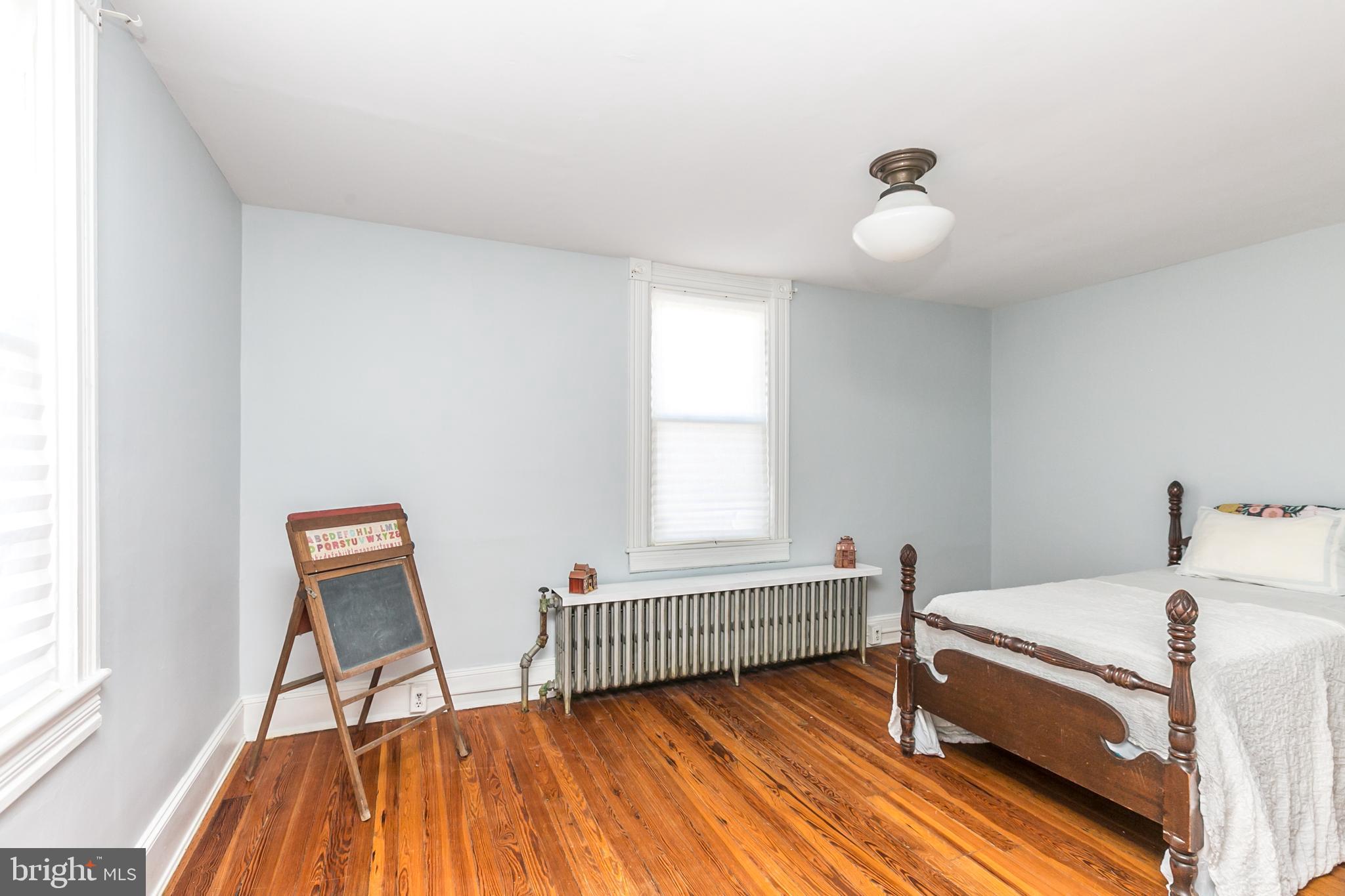 LAURAVILLE HISTORIC DISTRICT - Residential