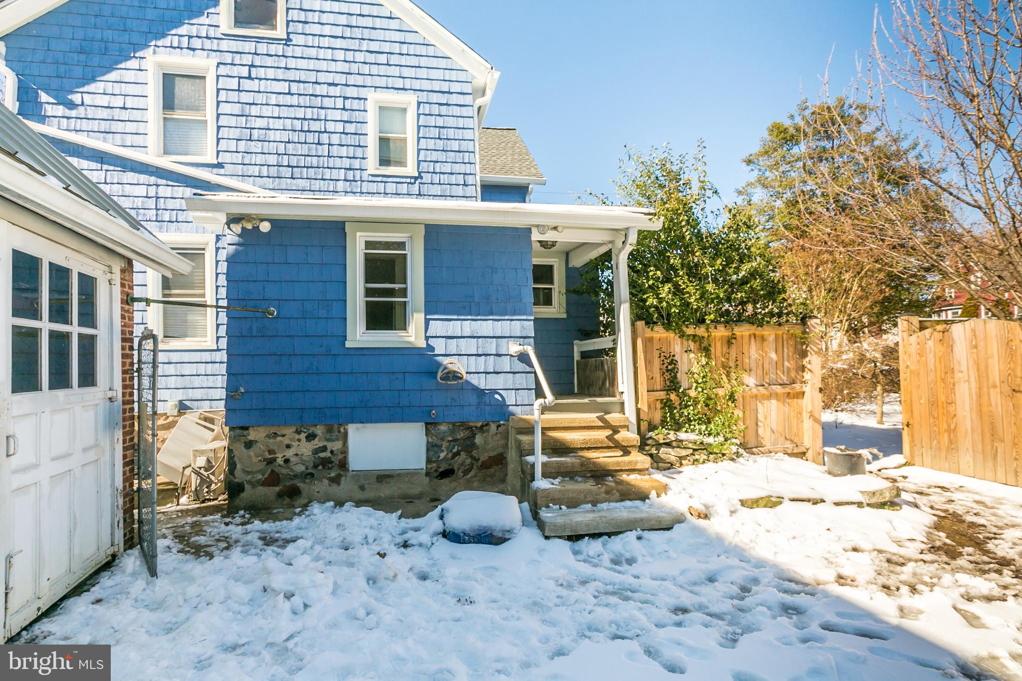 LAURAVILLE HISTORIC DISTRICT - Residential