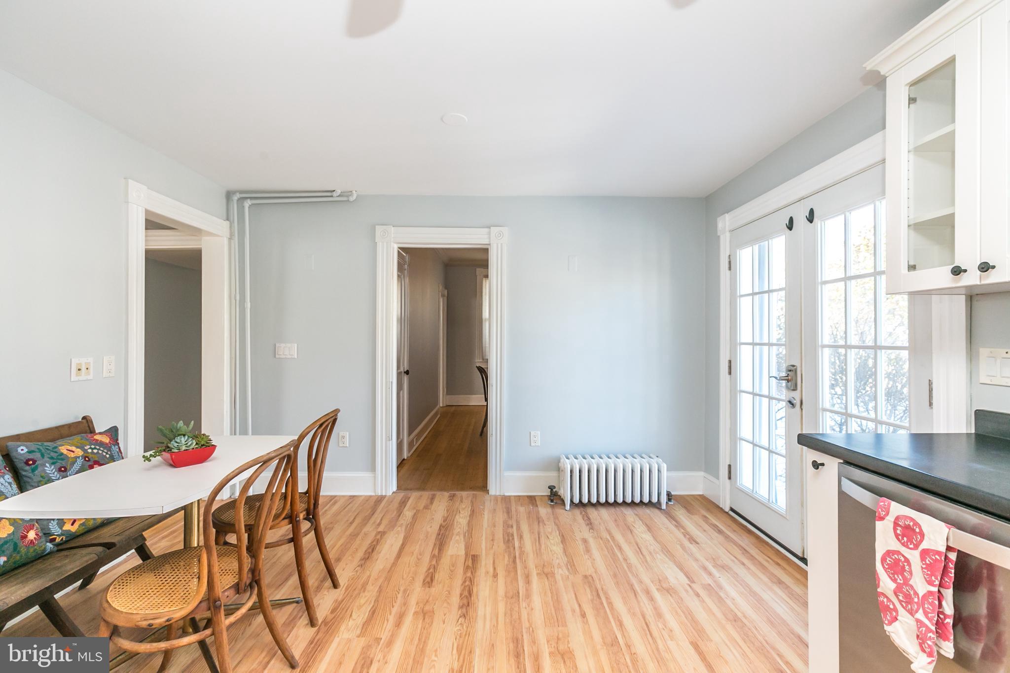 LAURAVILLE HISTORIC DISTRICT - Residential