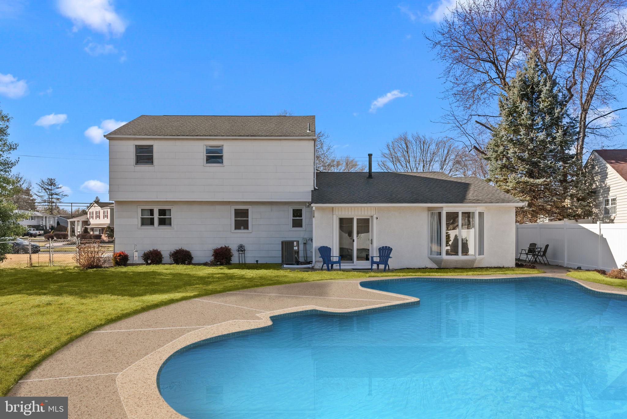 FAIRFIELD - Residential