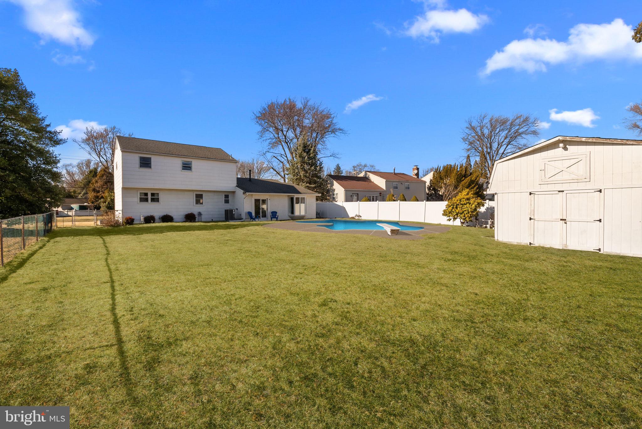 FAIRFIELD - Residential