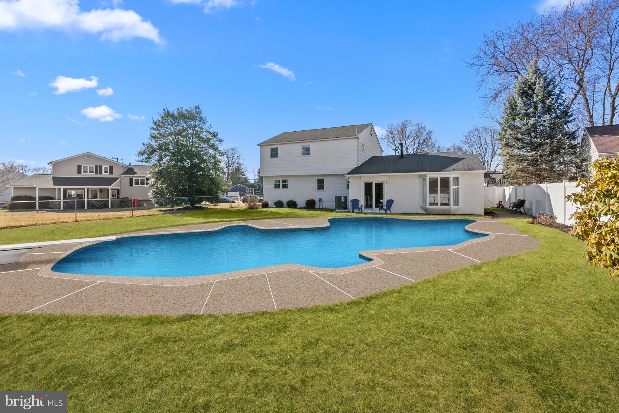 FAIRFIELD - Residential