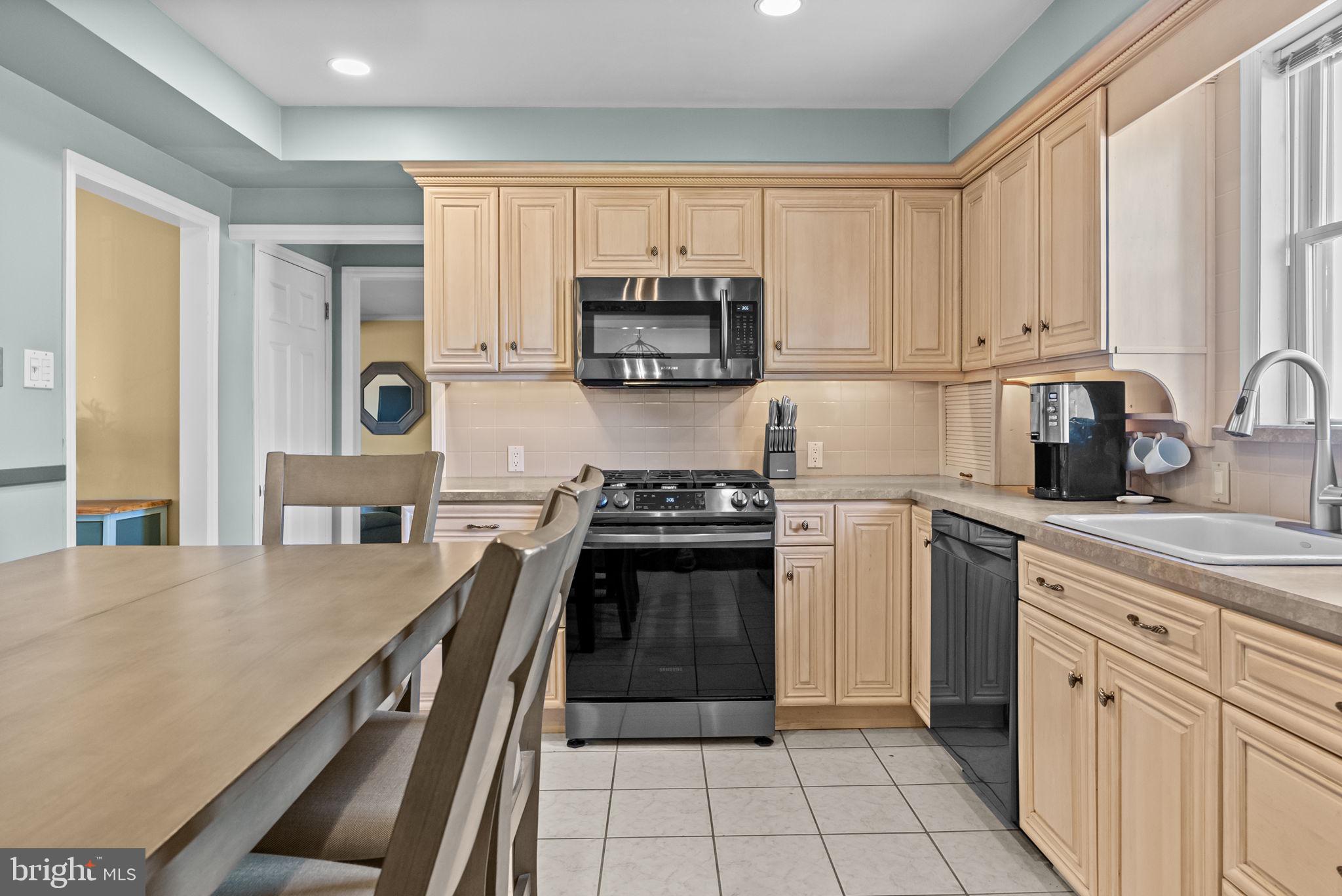 FAIRFIELD - Residential