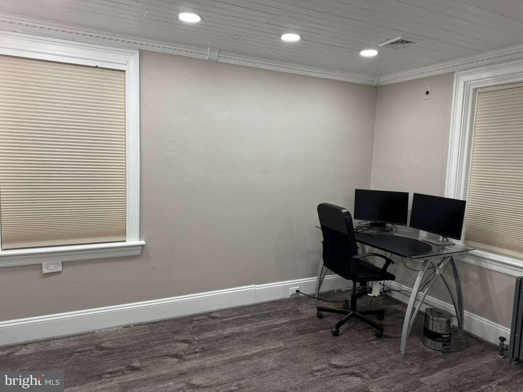 LANSDALE - Residential Lease