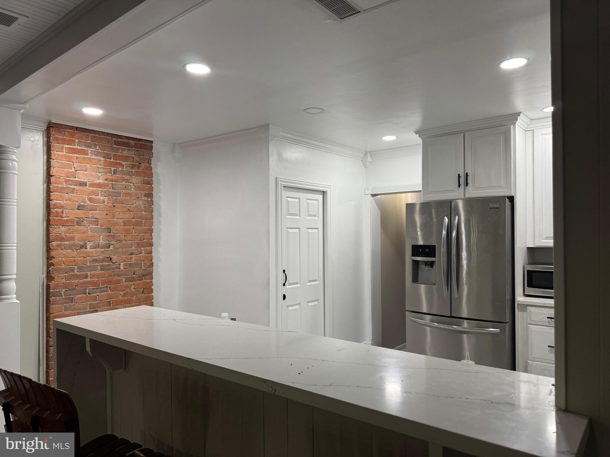 LANSDALE - Residential Lease