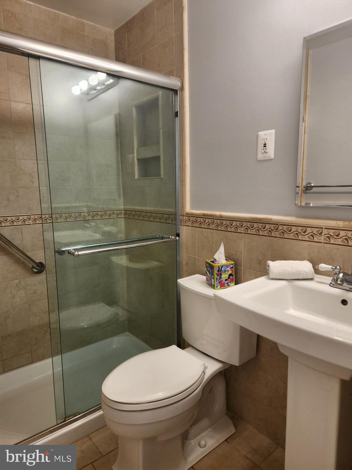 GROSVENOR PARK - Residential Lease