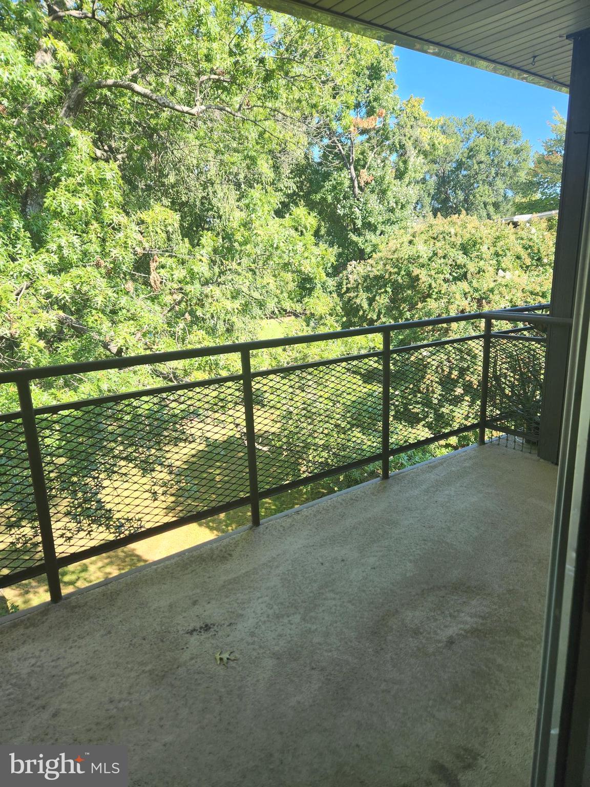 GROSVENOR PARK - Residential Lease