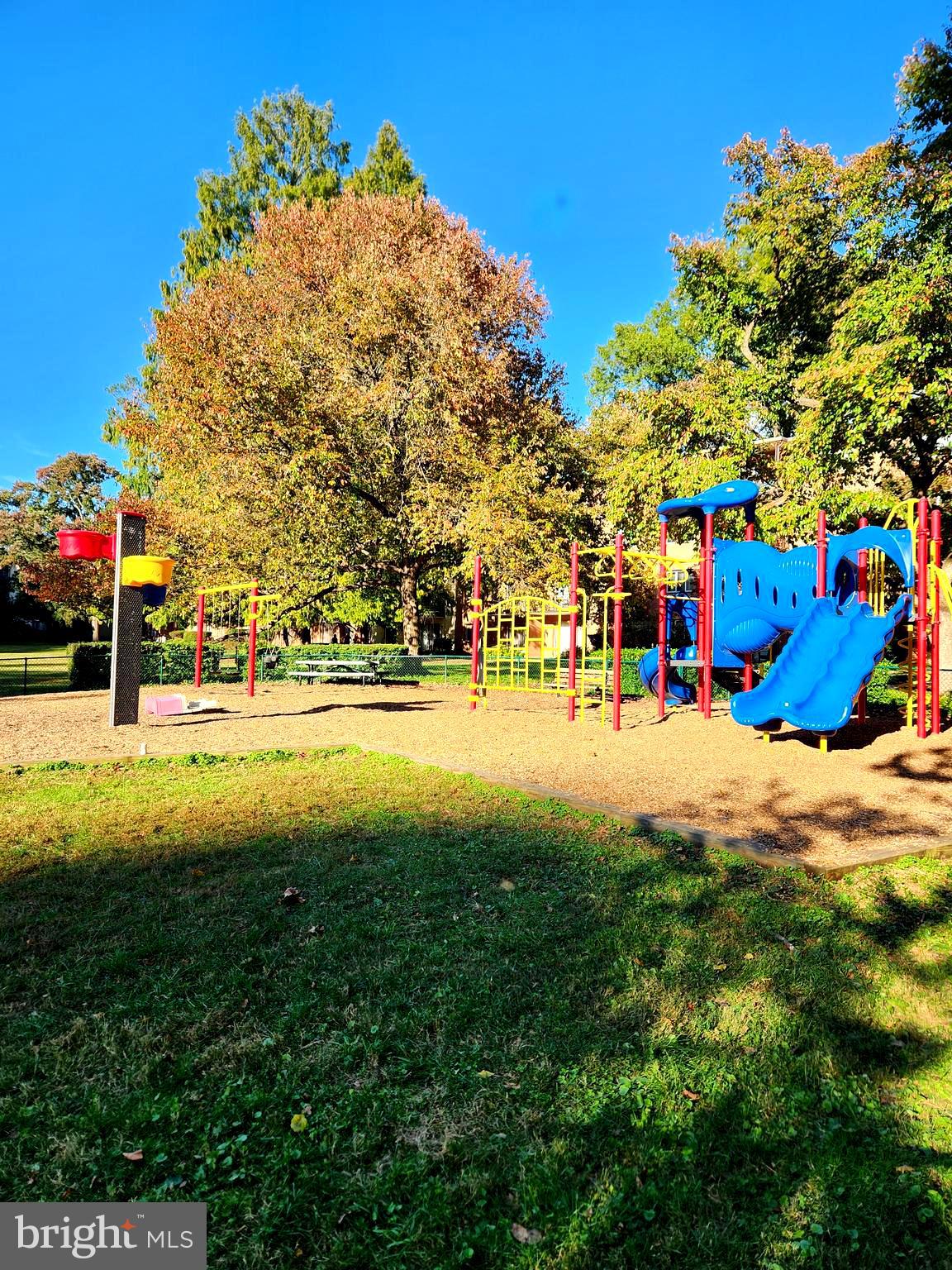 GROSVENOR PARK - Residential Lease