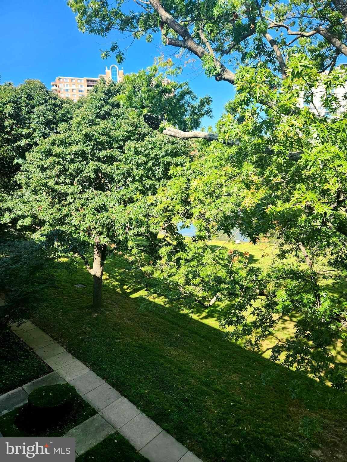 GROSVENOR PARK - Residential Lease