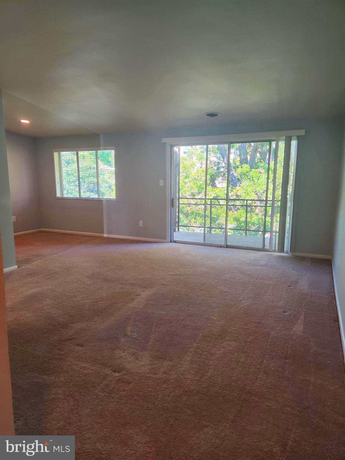 GROSVENOR PARK - Residential Lease