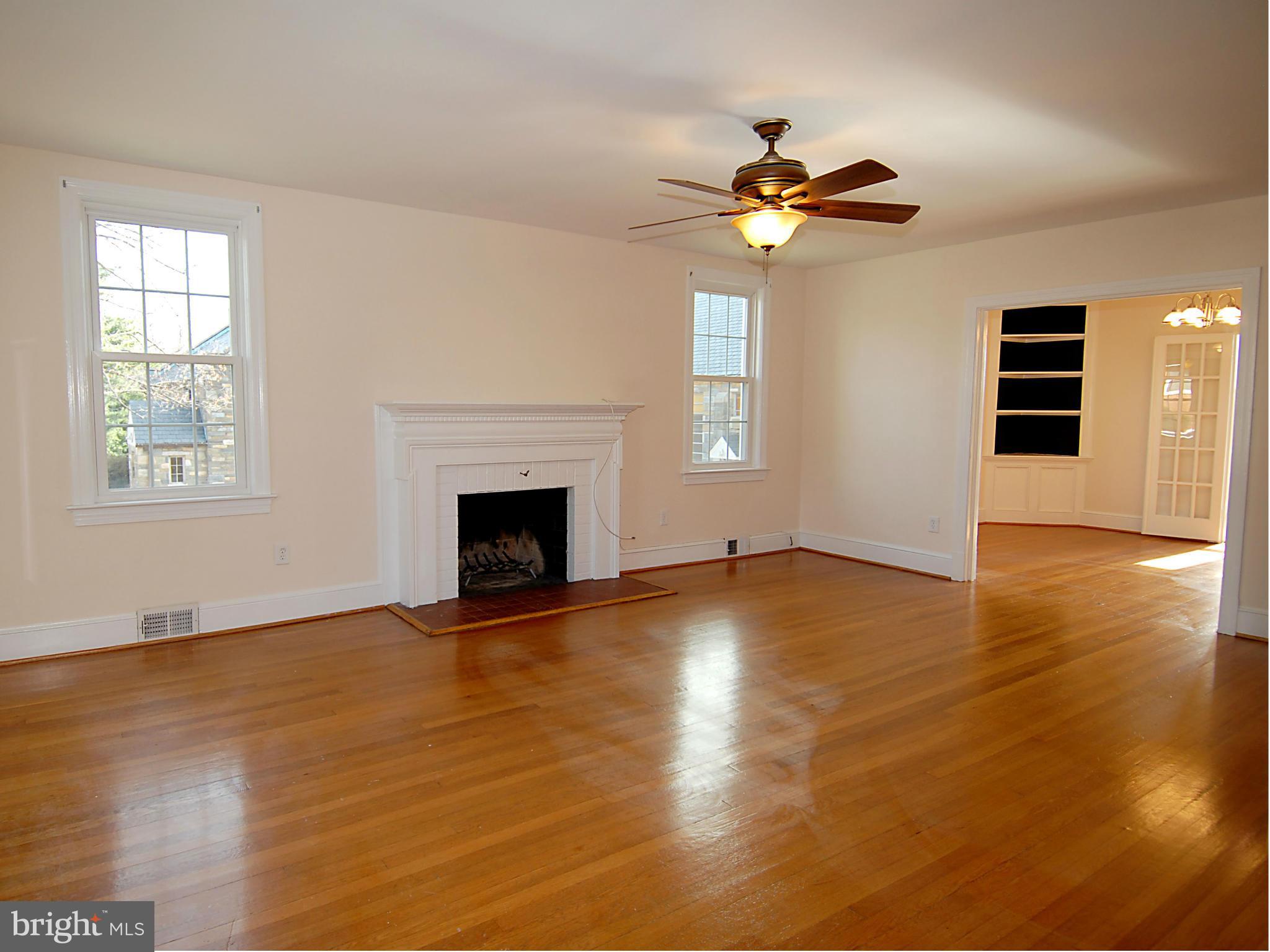 LYON PARK - Residential Lease
