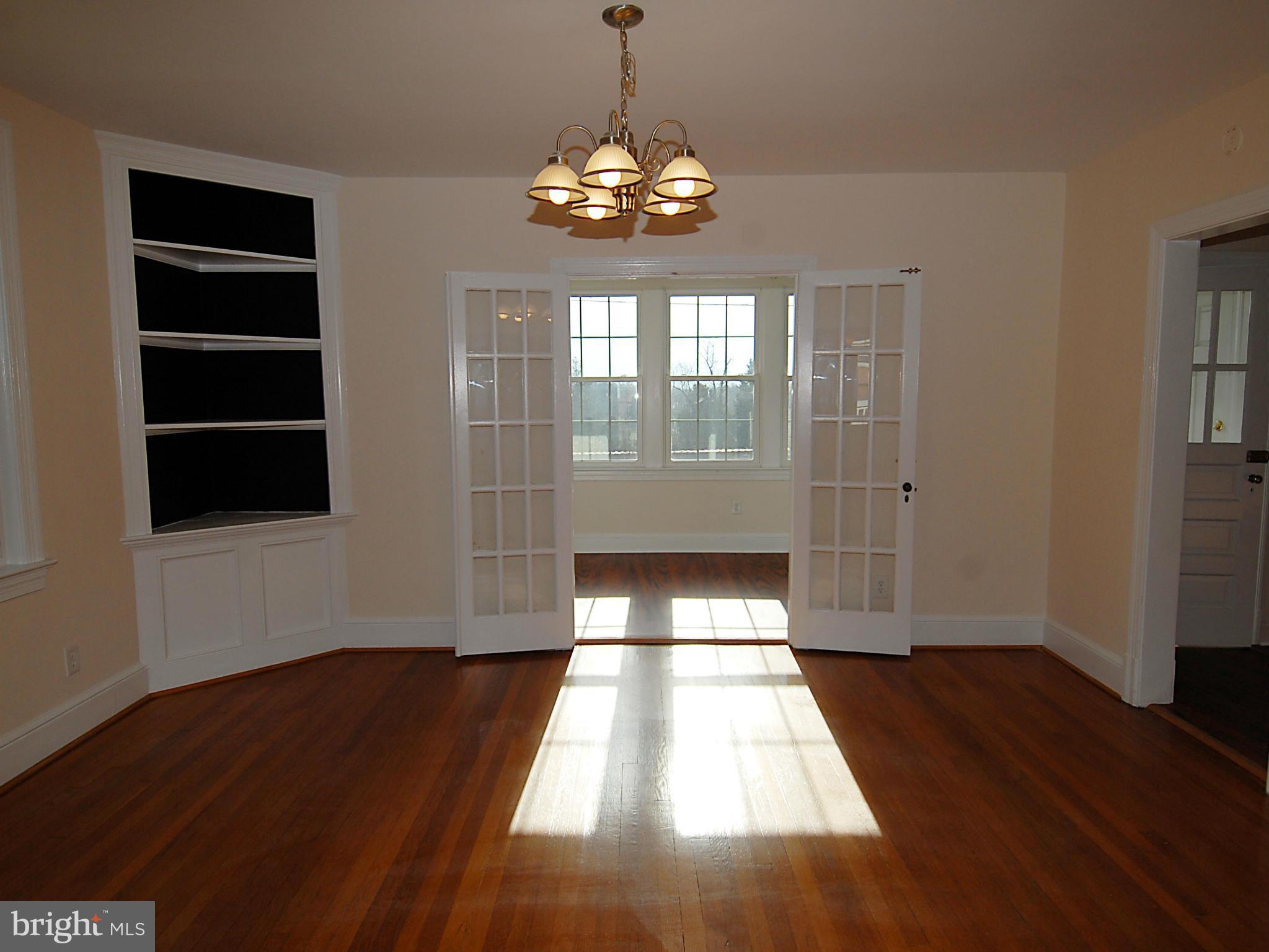 LYON PARK - Residential Lease