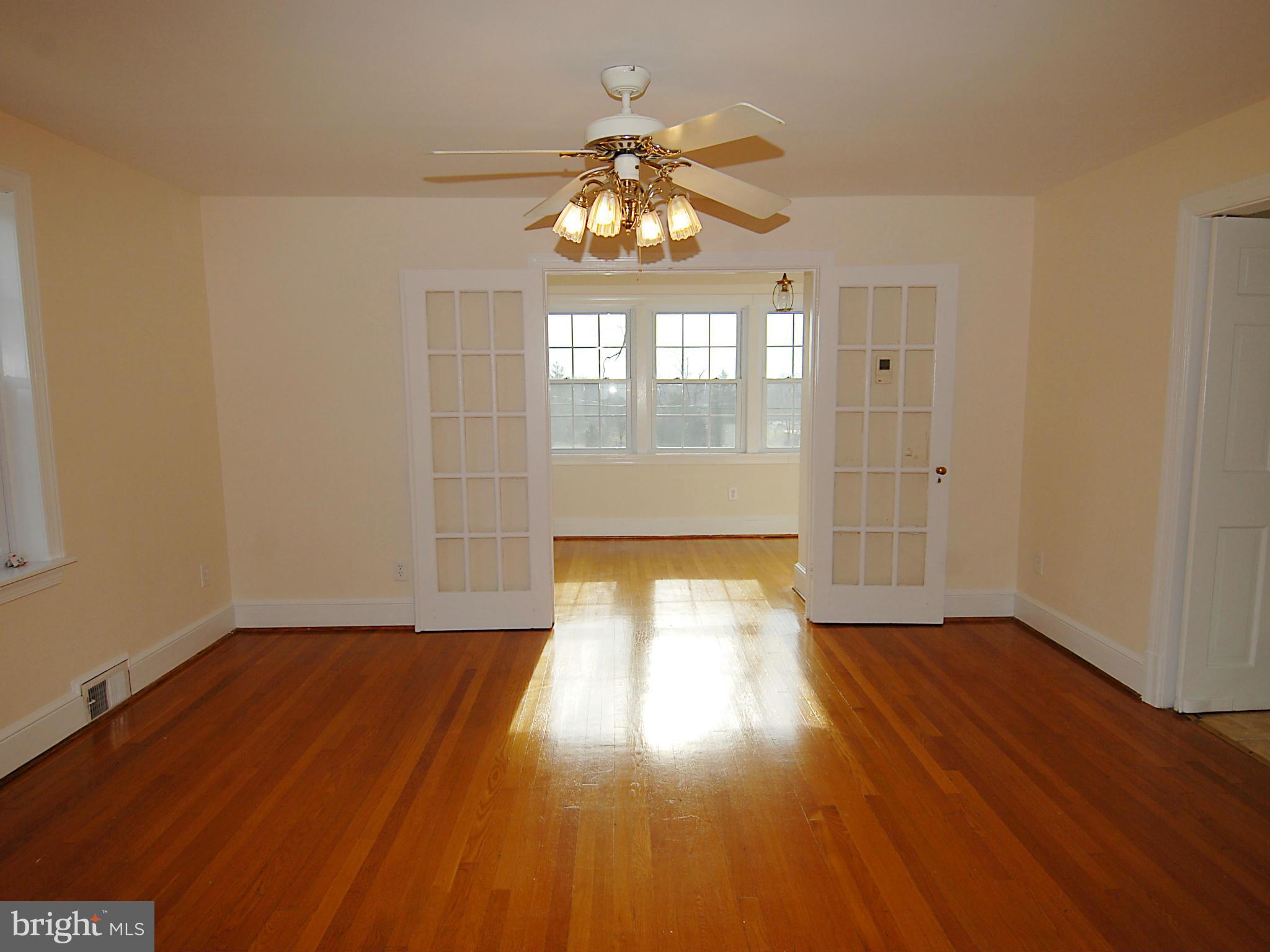 LYON PARK - Residential Lease