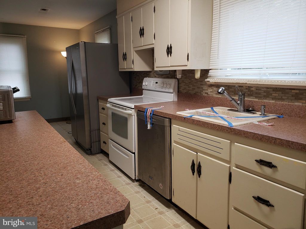 Photo of 262 Fairview Avenue, QUAKERTOWN, PA 18951 (MLS # PABU2107258)