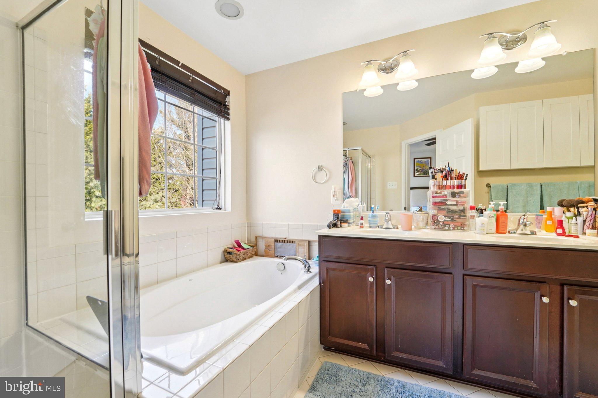 JENNIFER MEADOWS - Residential