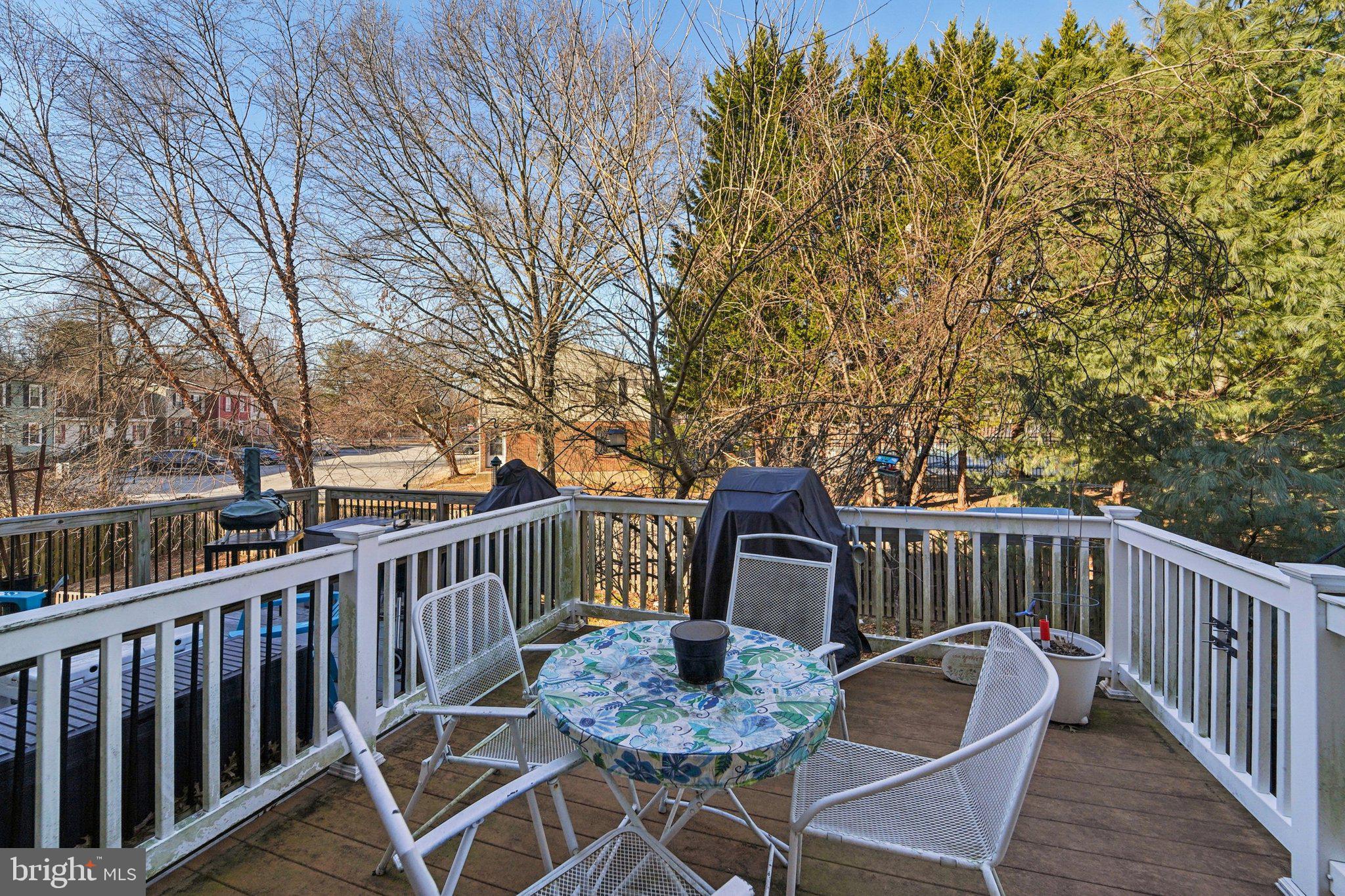 JENNIFER MEADOWS - Residential