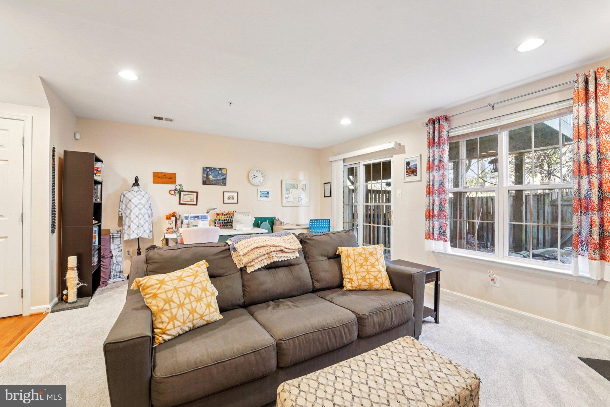 JENNIFER MEADOWS - Residential