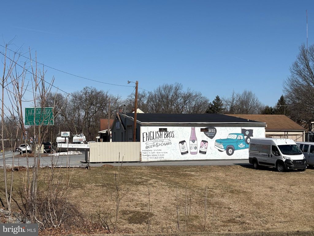 Photo of 62 Hershey Road, ELIZABETHTOWN, PA 17022 (MLS # PALA2064488)