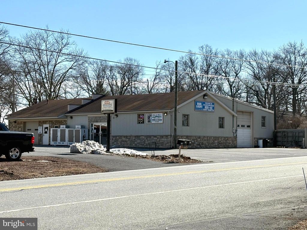 Photo of 62 Hershey Road, ELIZABETHTOWN, PA 17022 (MLS # PALA2064488)