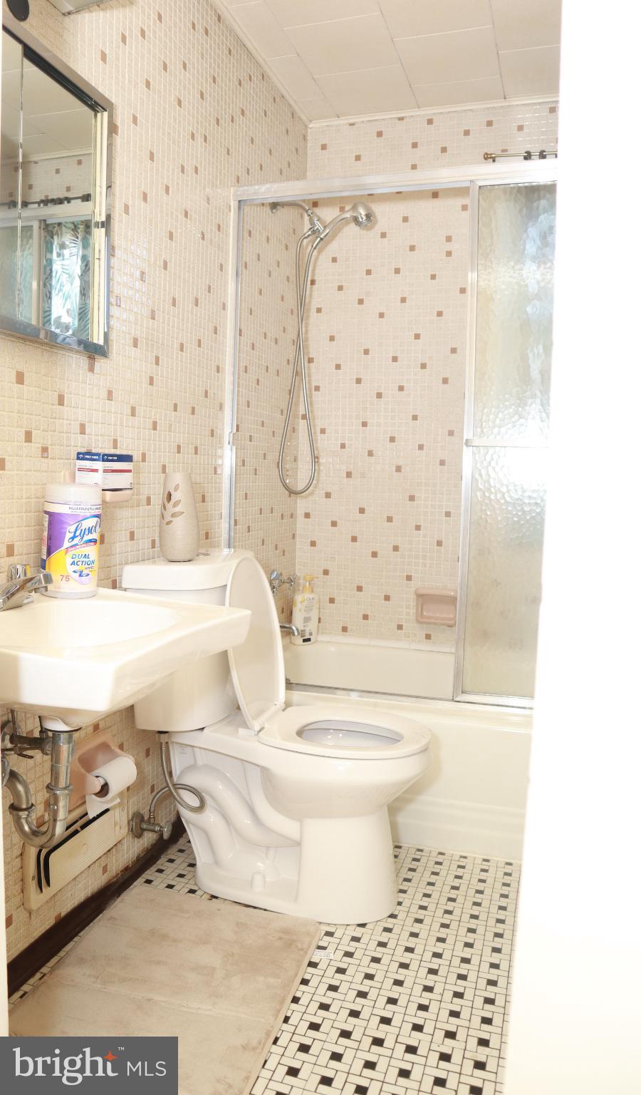 GARDENVILLE - Residential