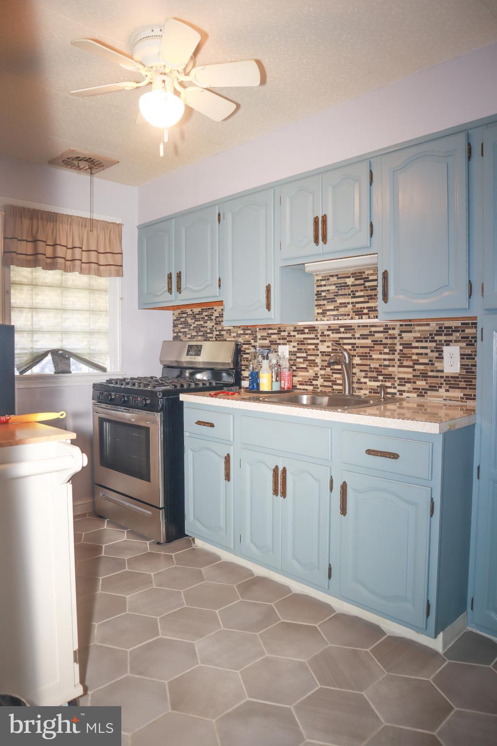 GARDENVILLE - Residential