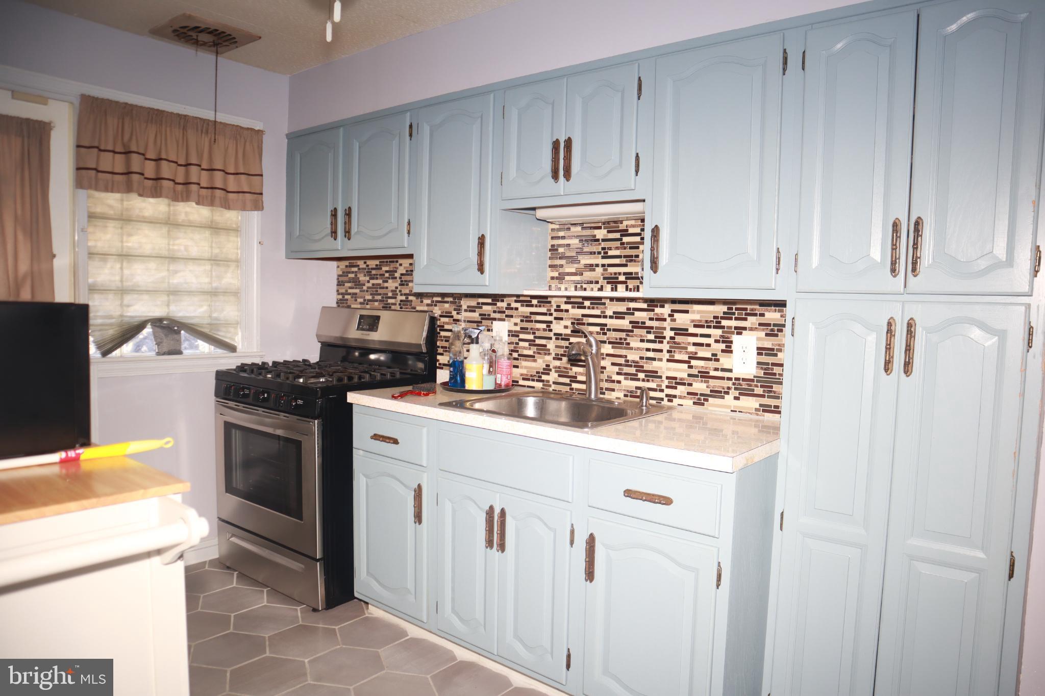 GARDENVILLE - Residential