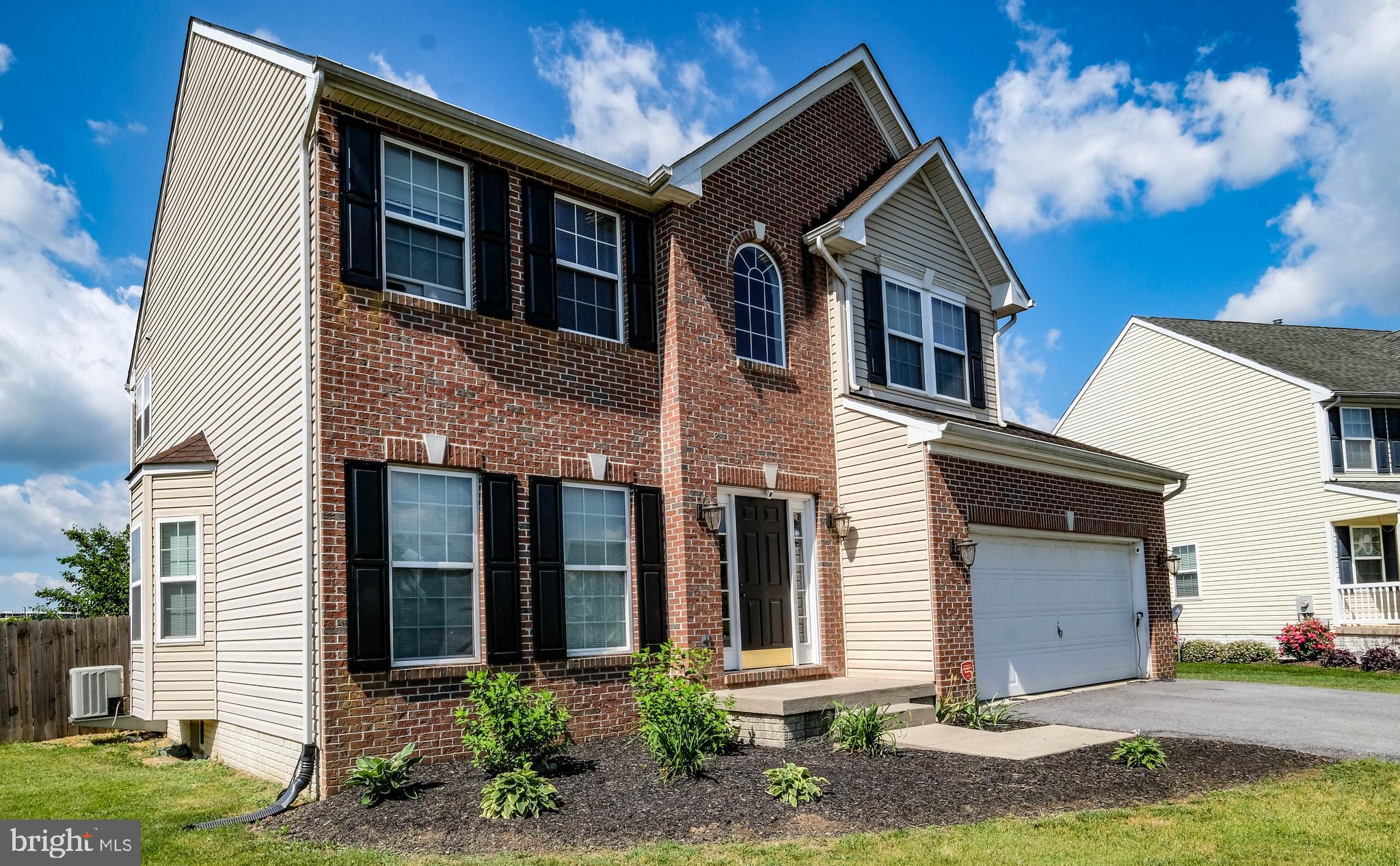 SYCAMORE VILLAGE - Residential