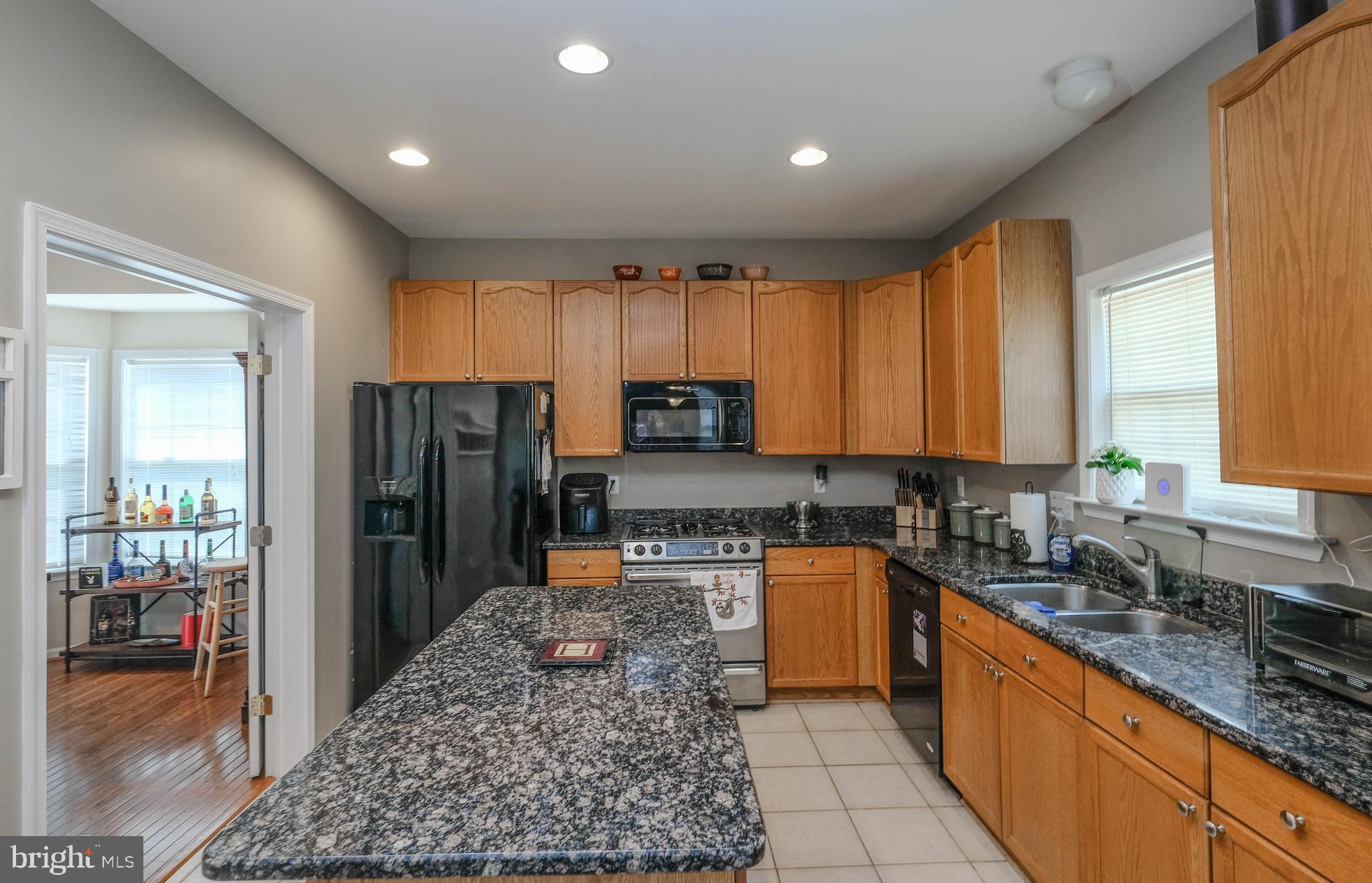 SYCAMORE VILLAGE - Residential