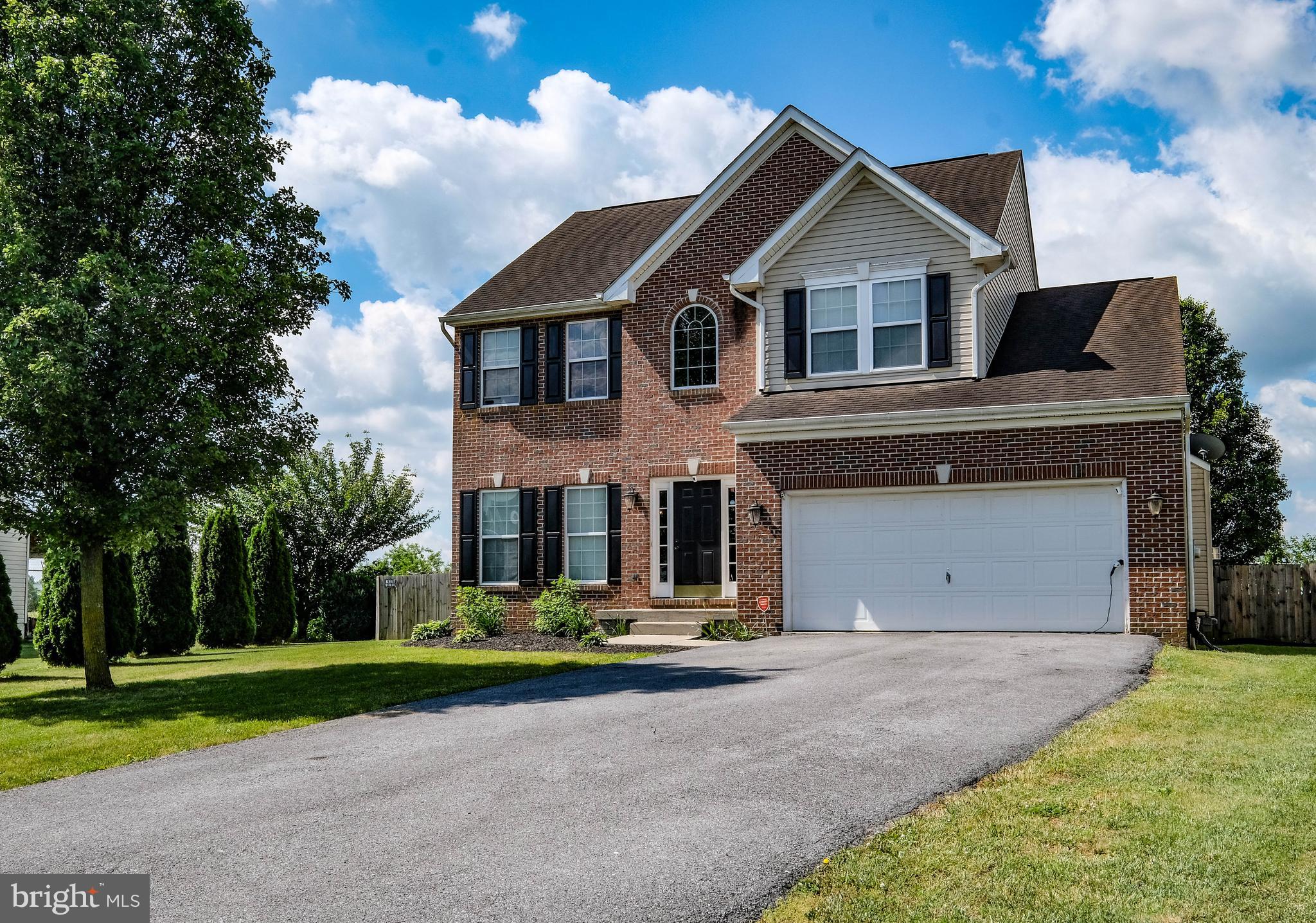 SYCAMORE VILLAGE - Residential