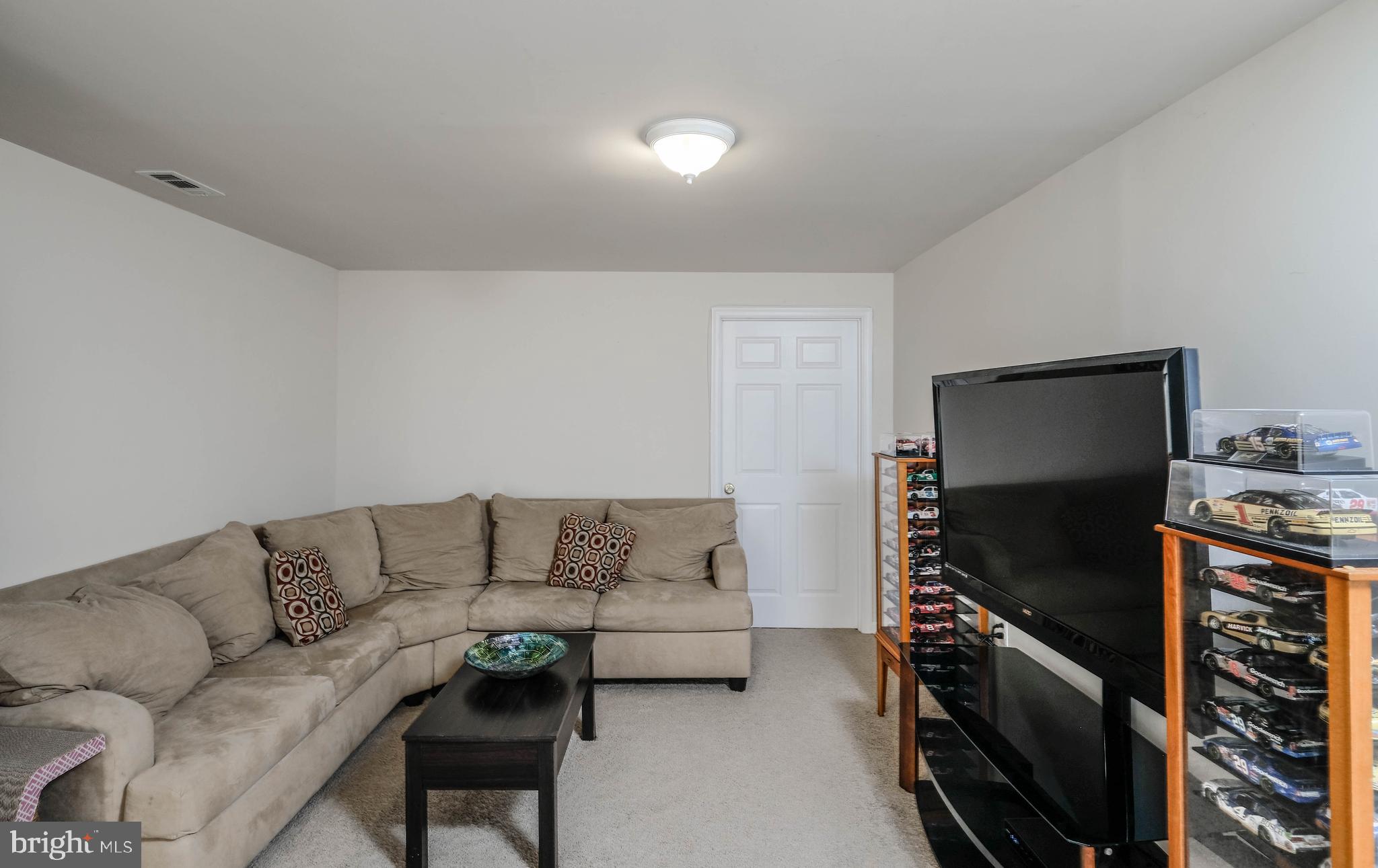 SYCAMORE VILLAGE - Residential