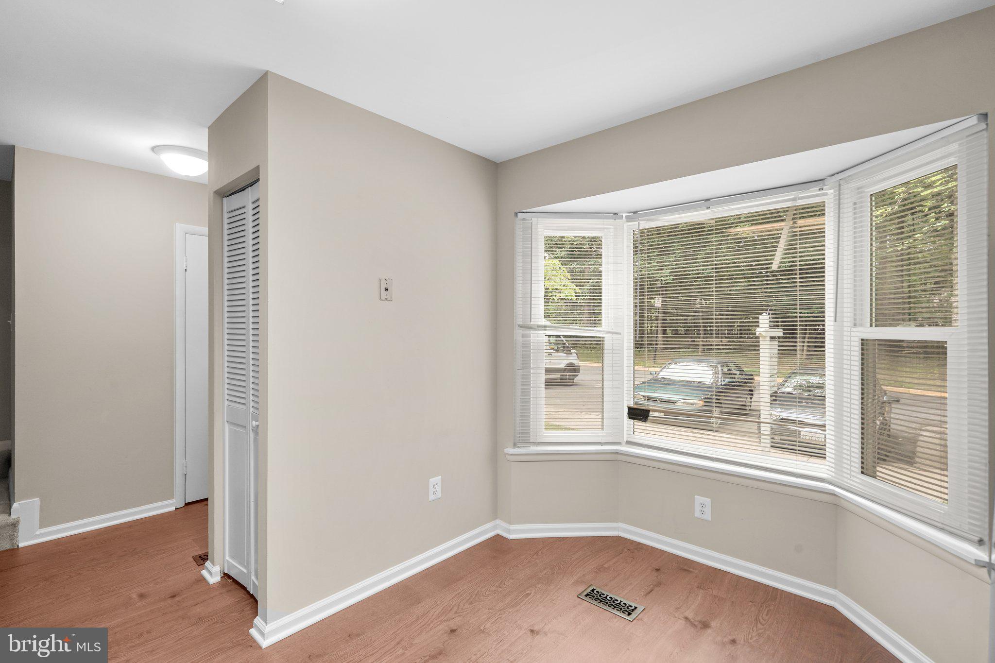 GUNNERS LAKE VILLAGE - Residential