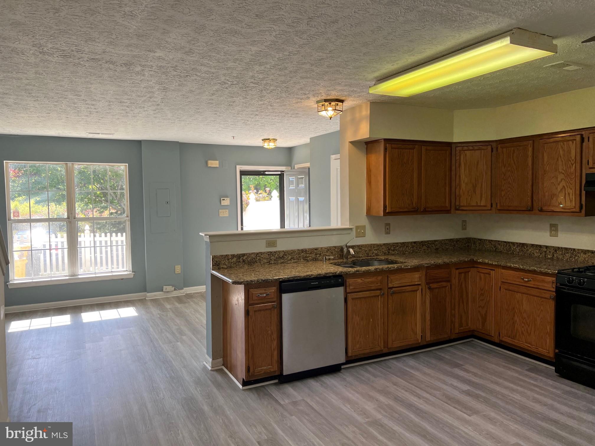 QUAIL RUN - Residential Lease