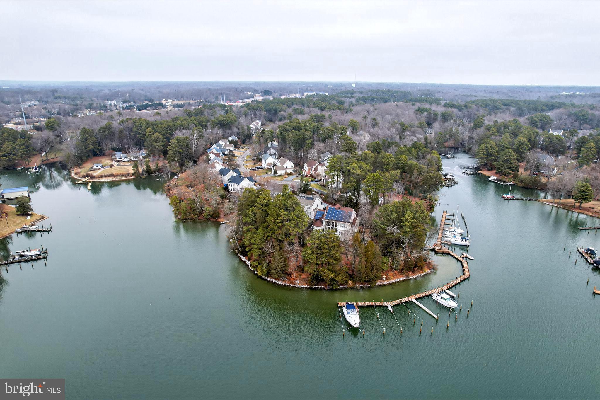 HARBOR POINT - Residential