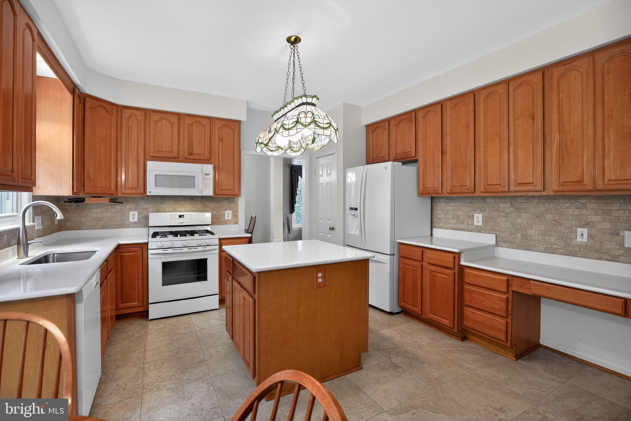 HARBOR POINT - Residential