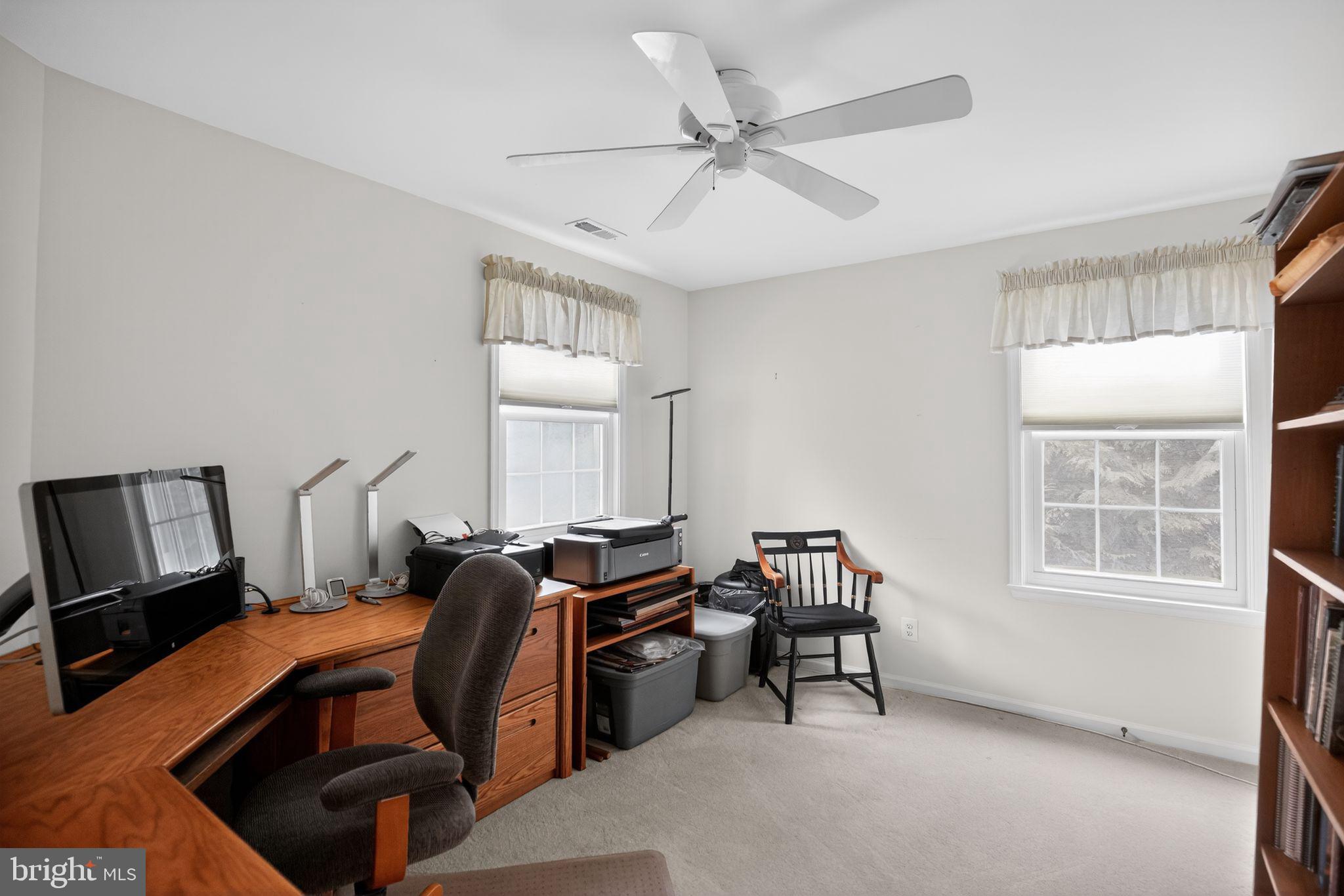 HARBOR POINT - Residential