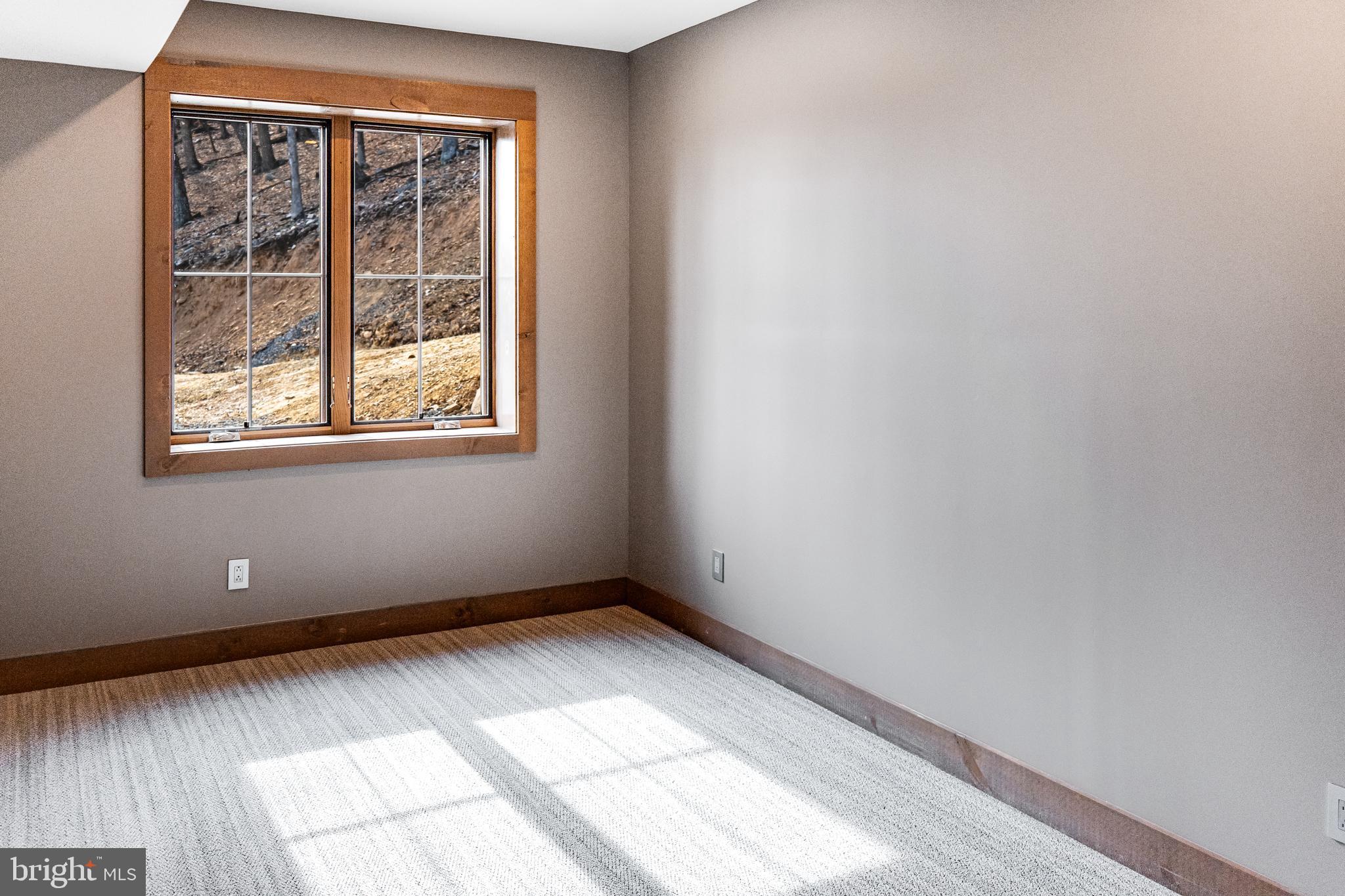 THE SUMMIT AT LOST RIVER - Residential