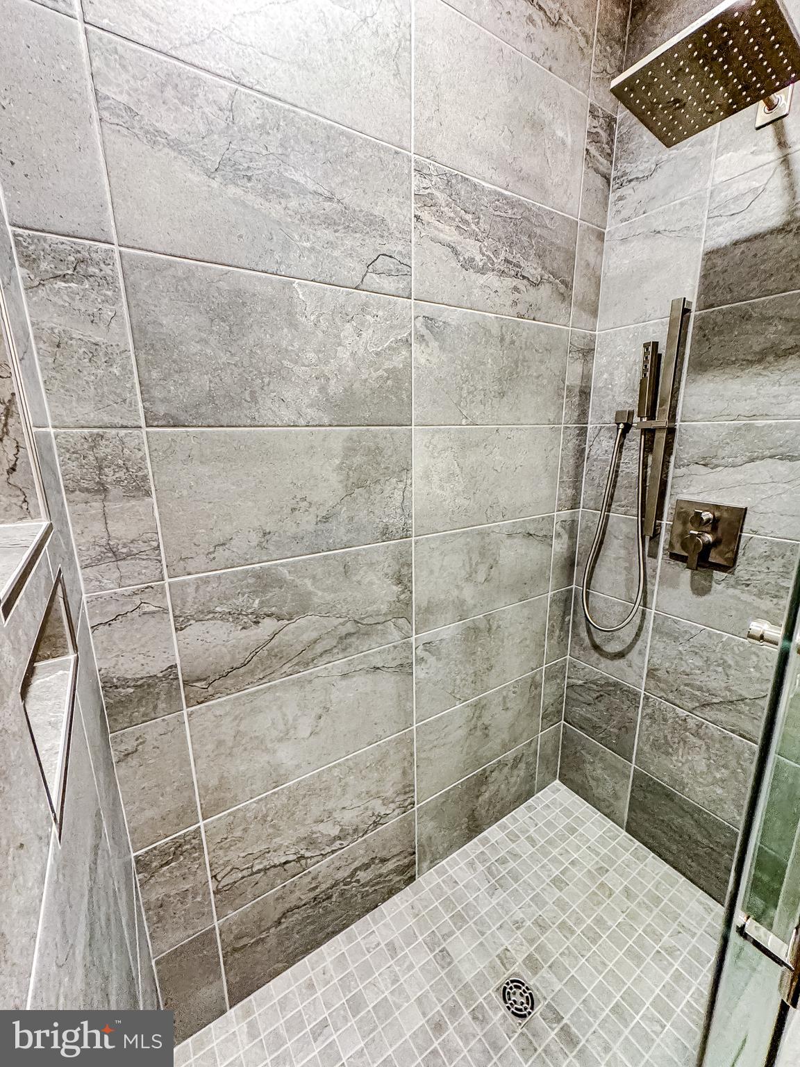 THE SUMMIT AT LOST RIVER - Residential