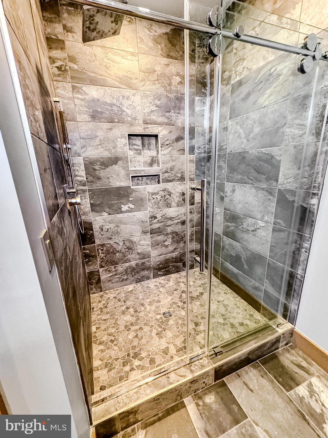 THE SUMMIT AT LOST RIVER - Residential