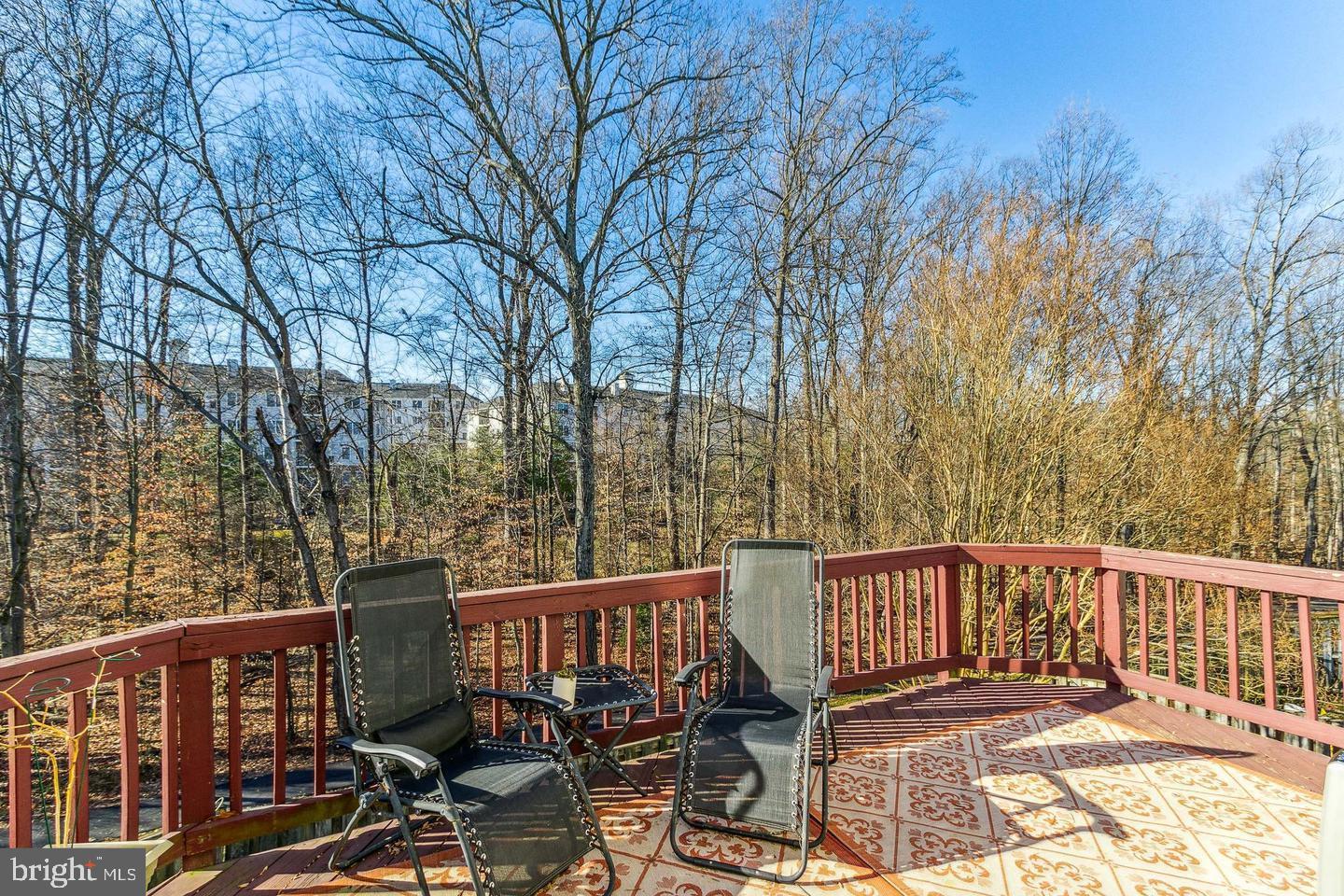 CASCADES/LOWES - Residential Lease